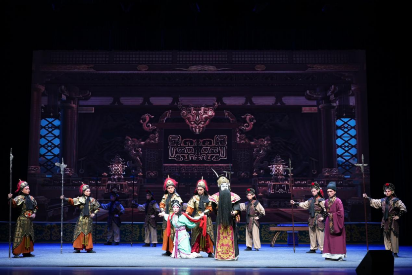 河南人，河南魂，豫剧越听越入神！这三部戏，一定要现场听！